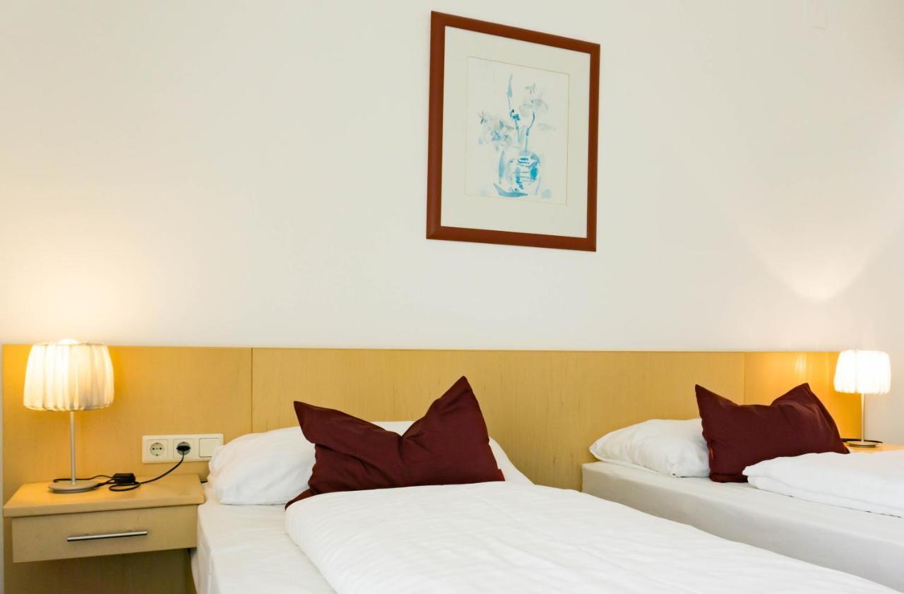Hotel Kaplan Am Kurpark Bad Tatzmannsdorf Zewnętrze zdjęcie